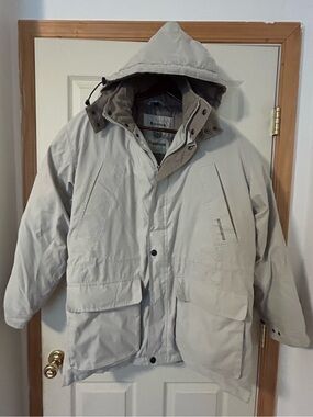 Vintage Men's Boston Harbour Down Feather Filled Hooded Puffer Jacket Beige L